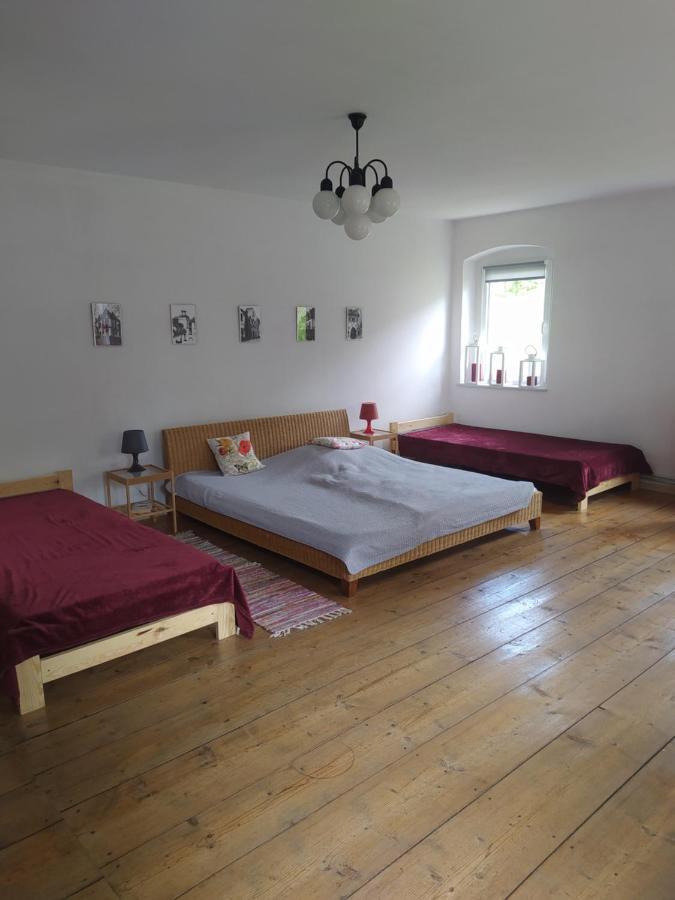 Polny Zakatek - Pokoje Goscinne Rybnica Exterior foto